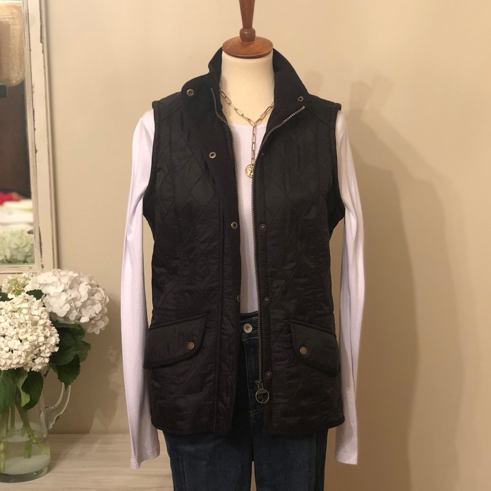 Barbour Calvary Quilted Vest in Black US 10